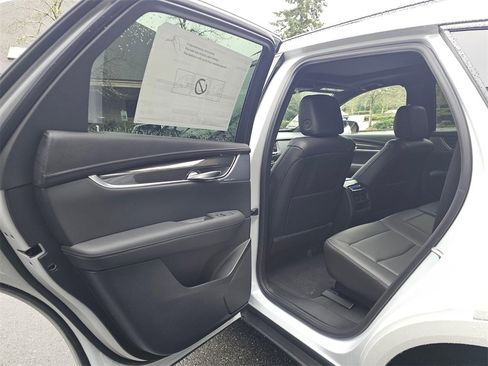 New 2026 Cadillac XT5 Sportv image 18