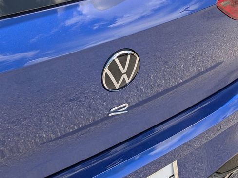 Used 2024 Volkswagen Golf R AWD/4WD image 16