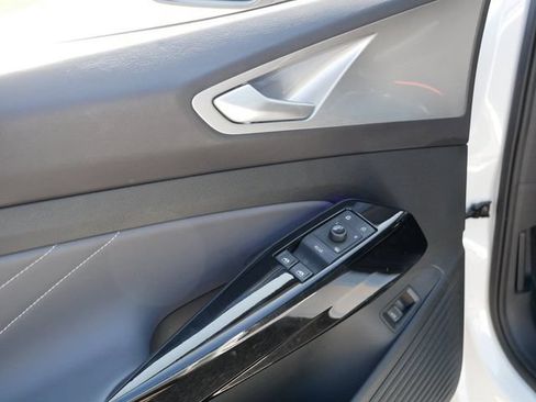 Certified 2023 Volkswagen ID.4 Pro S AWD/4WD image 16