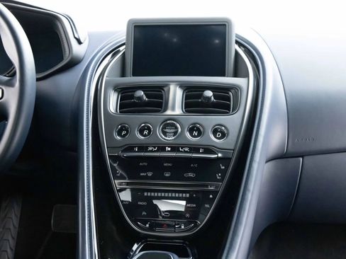 Used 2018 Aston Martin DB11 V12 RWD image 21
