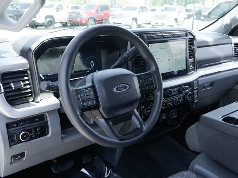 Used 2024 Ford F250 XLT w/ XLT Premium Package AWD/4WD image 19