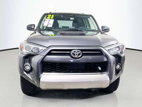 Used 2021 Toyota 4Runner TRD Off-Road AWD/4WD image 11
