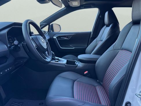 Used 2025 Toyota RAV4 XSE image 15