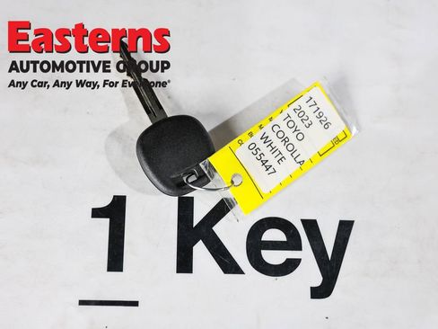 Used 2023 Toyota Corolla Cross L AWD/4WD image 24