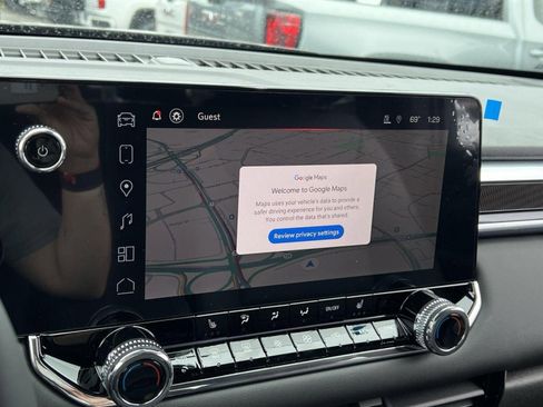 New 2025 GMC Canyon Elevation w/ Convenience Package image 14