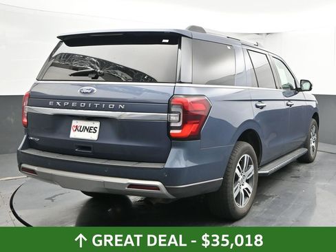 Used 2023 Ford Expedition Limited image 11