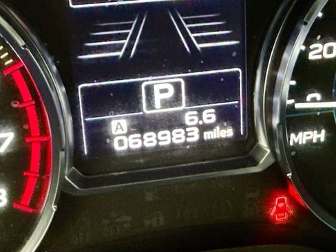 Used 2018 Subaru Forester 2.5i Premium image 11