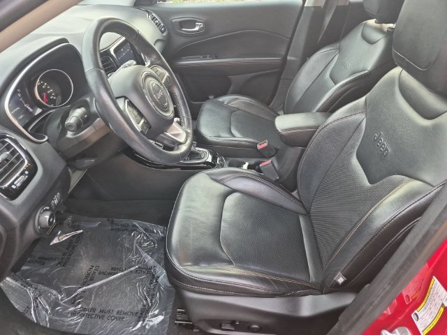 Used 2018 Jeep Compass Limited AWD/4WD image 12