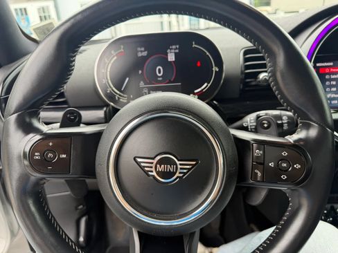 Used 2022 MINI Cooper Clubman S w/ Premium Package AWD/4WD image 17