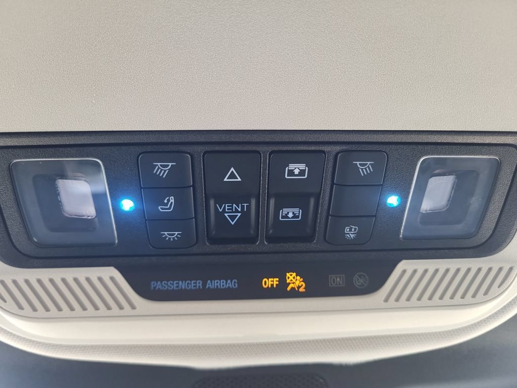 Used 2025 Ford Expedition Max Active AWD/4WD image 19