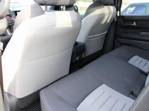 Used 2025 Toyota Tacoma Limited image 33