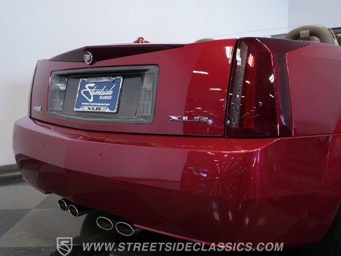 Used 2005 Cadillac XLR image 36