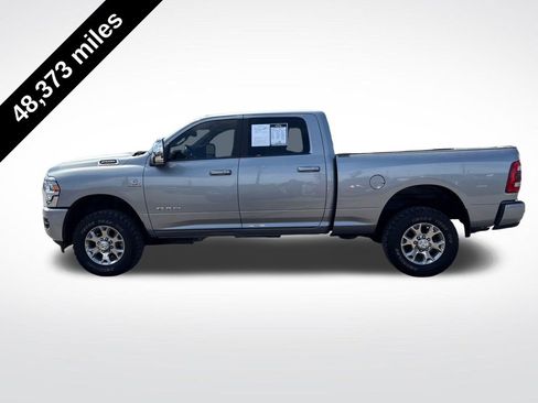 Used 2024 RAM 2500 Laramie AWD/4WD image 2