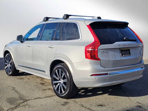 Used 2025 Volvo XC90 B6 Core w/ Protection Package Premier image 11