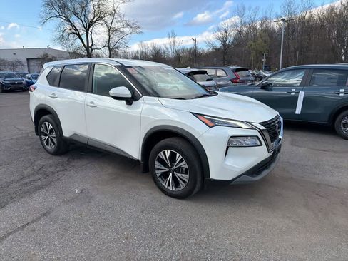 Used 2023 Nissan Rogue SV image 21