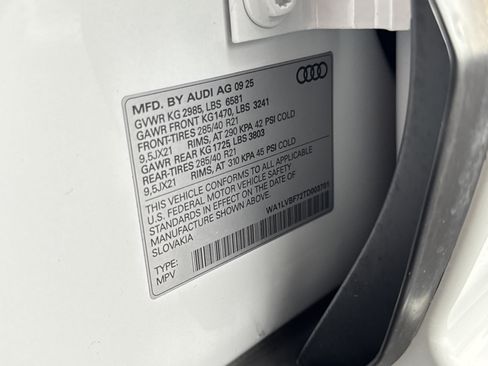 Used 2026 Audi Q7 3.0T Premium Plus w/ Premium Plus Package AWD/4WD image 36