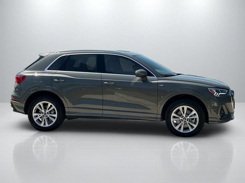 Used 2025 Audi Q3 2.0T Premium Plus w/ Premium Plus Package AWD/4WD image 4