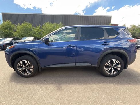 Used 2023 Nissan Rogue SV AWD/4WD image 4