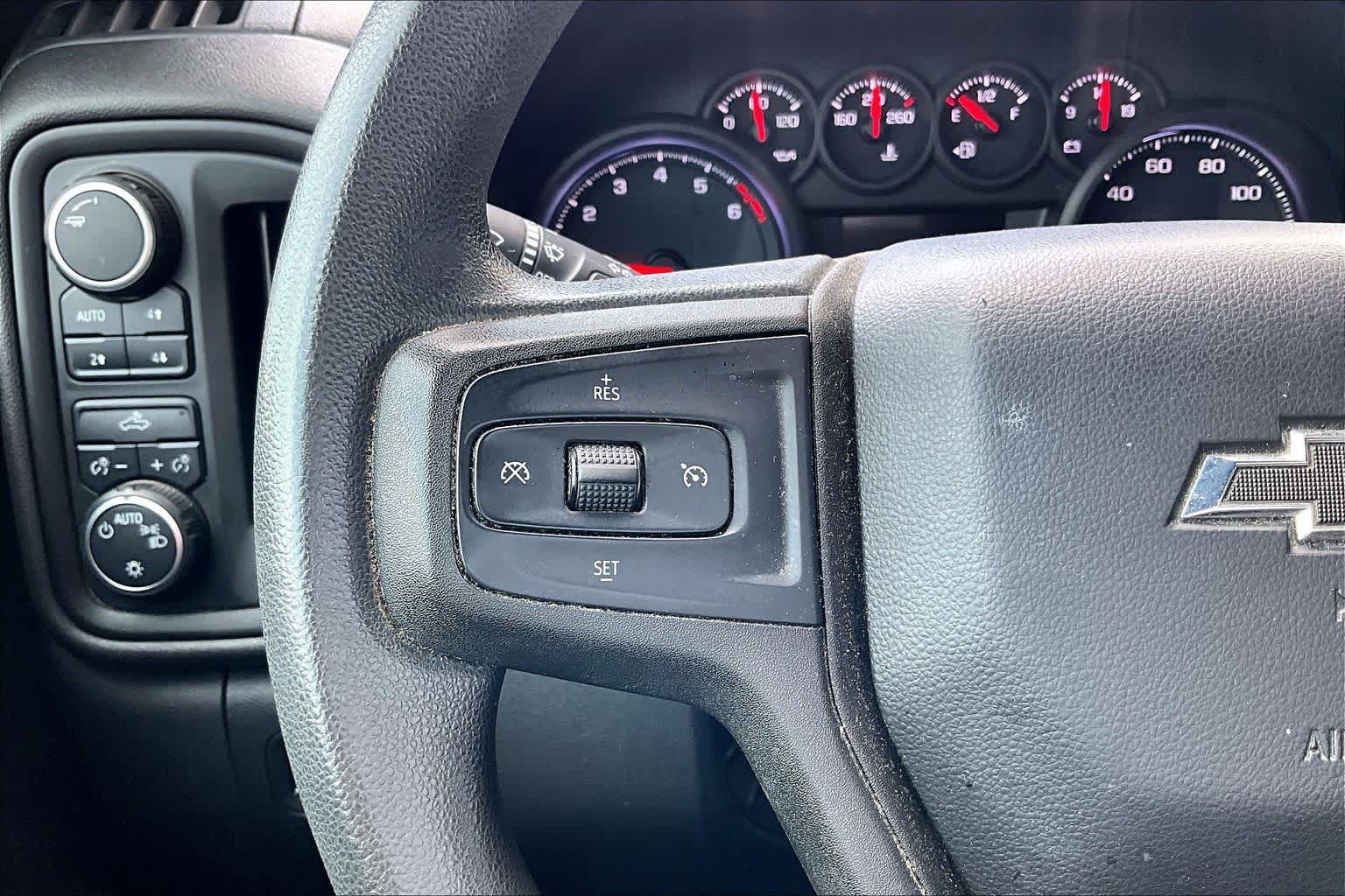 Used 2019 Chevrolet Silverado 1500 Custom Trail Boss w/ Custom Convenience Package AWD/4WD image 20