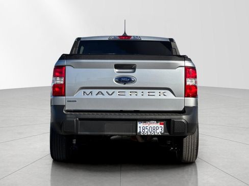 Used 2022 Ford Maverick XLT image 4