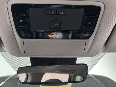 New 2026 Toyota Grand Highlander XLE image 11