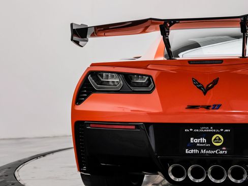 Used 2019 Chevrolet Corvette ZR1 RWD image 16