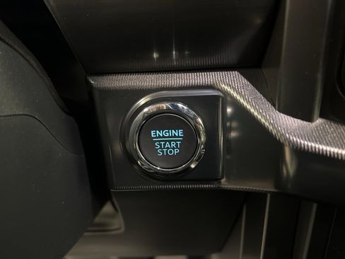 New 2025 Ford F150 Lariat w/ Equipment Group 501A Mid image 19