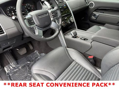 Certified 2025 Land Rover Discovery S AWD/4WD image 4