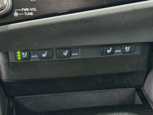 Used 2024 Lexus ES 350 w/ Premium Package FWD image 26