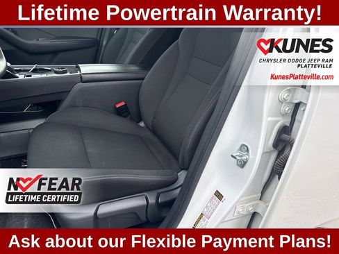 Used 2023 Nissan Rogue S image 8