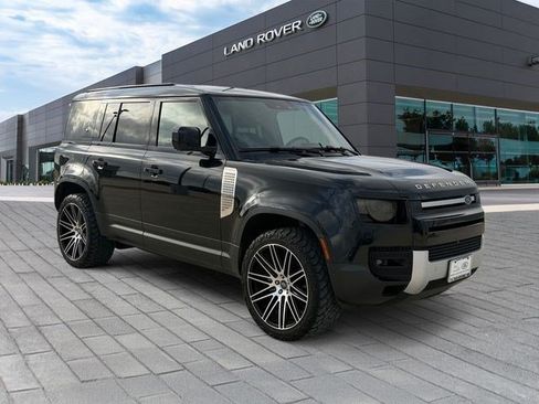 Used 2023 Land Rover Defender 110 S AWD/4WD image 7