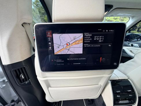 Used 2022 BMW ALPINA XB7 AWD/4WD image 38