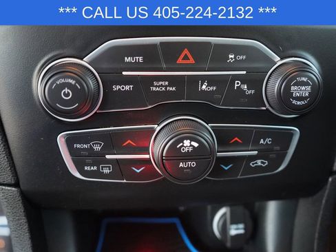 Used 2023 Dodge Charger R/T w/ Navigation & Travel Group image 39