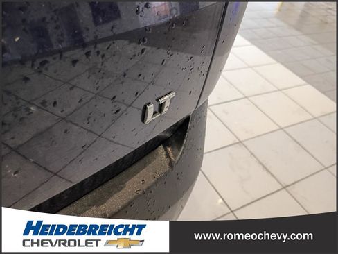 Certified 2023 Chevrolet Traverse LT image 11