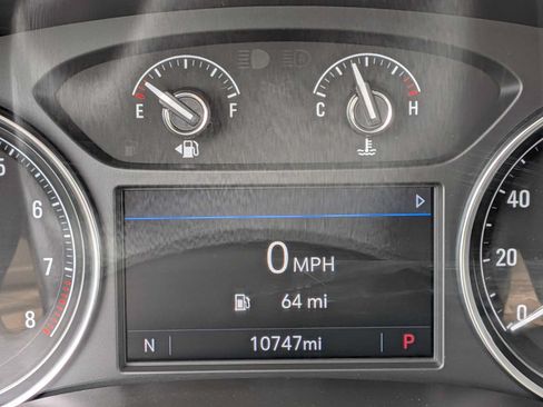 Used 2024 Buick Enclave Essence AWD/4WD image 30