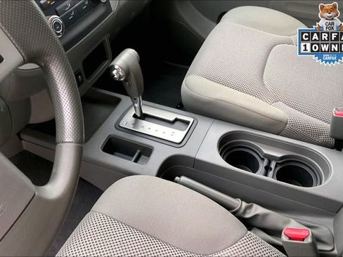 Used 2019 Nissan Frontier SV image 17