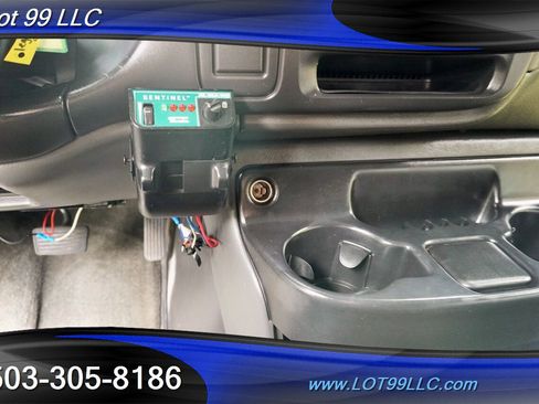 Used 2002 Chevrolet Express 3500 Extended Passenger w/ LS Preferred Equipment Group RWD image 20