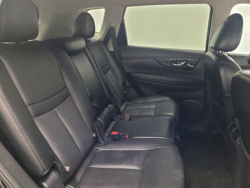 Used 2017 Nissan Rogue SL w/ SL Premium Package image 19