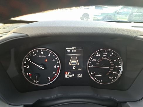 Certified 2025 Subaru Crosstrek 2.5i Limited w/ Crosstrek Mirror Package image 11