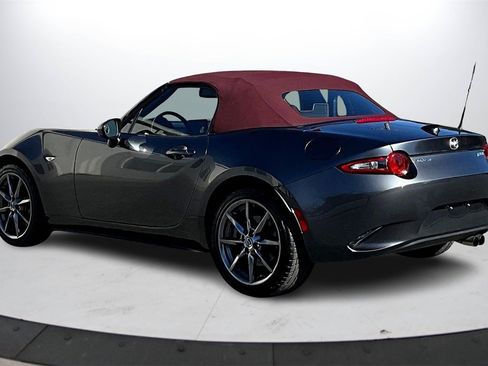 Used 2018 MAZDA MX-5 Miata Grand Touring image 6