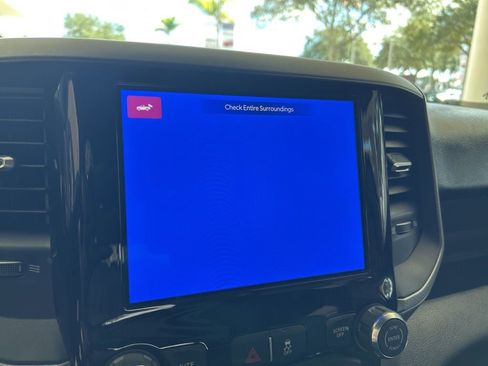 Used 2025 RAM 3500 Tradesman w/ Chrome Appearance Group image 9