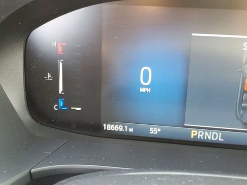 Used 2025 Ford Escape ST-Line image 15