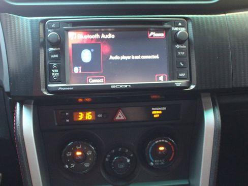 Used 2014 Scion FR-S image 16