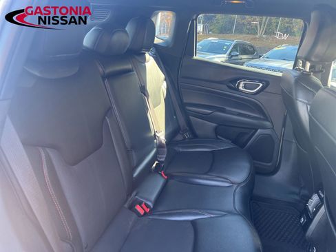 Used 2023 Jeep Compass Trailhawk image 27