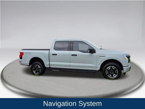 Used 2023 Ford F150 Lightning XLT AWD/4WD image 8