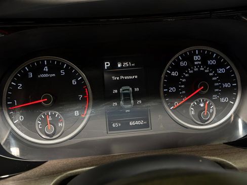 Used 2021 Kia K5 EX image 11