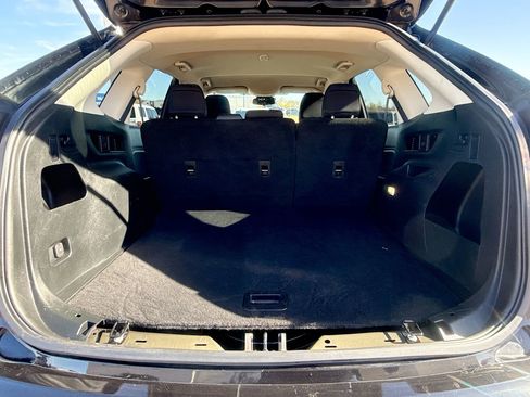 Used 2022 Ford Edge SE w/ Black Appearance Package image 26