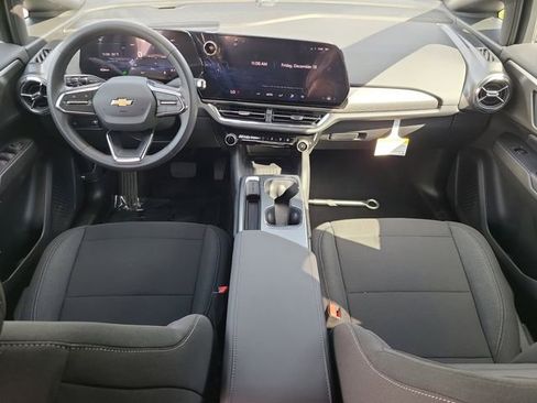 New 2026 Chevrolet Equinox EV LT w/ LPO, Blackout Package FWD image 16