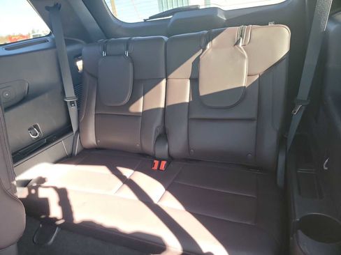 Used 2025 Ford Explorer Platinum w/ LUX Leather Package AWD/4WD image 24