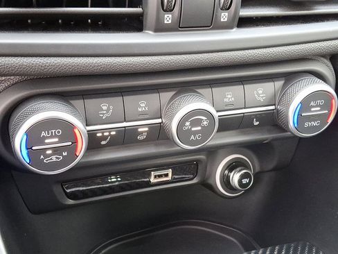 Used 2023 Alfa Romeo Giulia Quadrifoglio w/ Active Assist Plus Package image 15